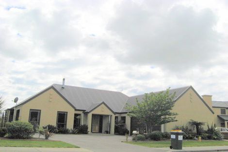 Photo of property in 38 Welsford Street, Woodend, 7610