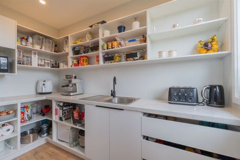 Photo of property in 6 Ralph Moir Drive, Te Anau, 9679