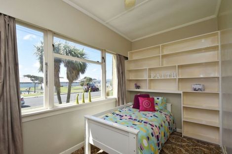 Photo of property in 19 Dipton Street, Kingswell, Invercargill, 9812