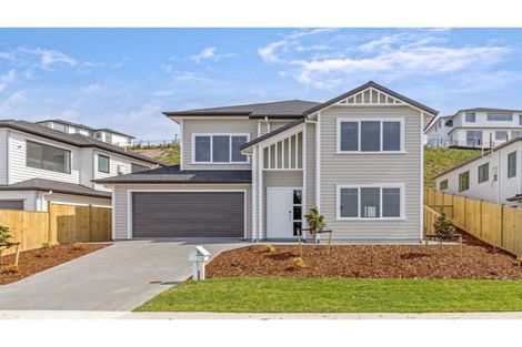 Photo of property in 134 Arran Point Parade, Orewa, 0931