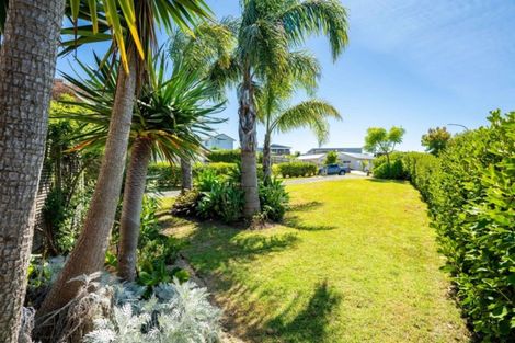 Photo of property in 11 Kakapo Place, Mangawhai, 0505
