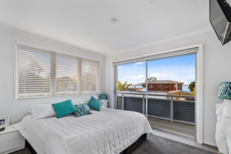 Photo of property in 3 Turei Road, Kawakawa Bay, Papakura, 2585