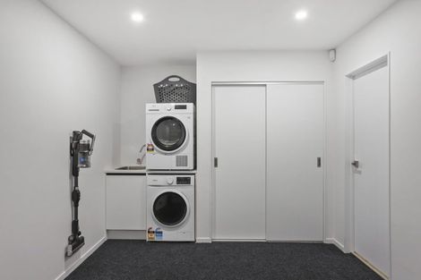 Photo of property in 19c Farwood Drive, Henderson, Auckland, 0612