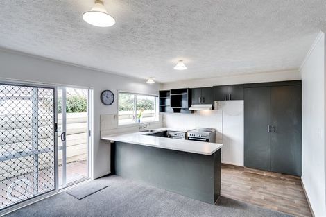 Photo of property in 21 Whiting Crescent, Greenmeadows, Napier, 4112