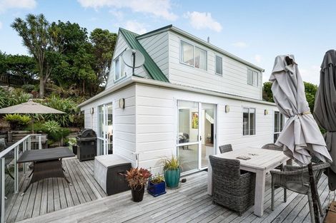 Photo of property in 12 Moana Drive, Tanners Point, Katikati, 3177