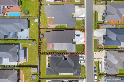 Photo of property in 11 Cutfield Lane, Kumeu, 0810