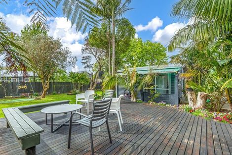 Photo of property in 37 Burns Avenue, Takaro, Palmerston North, 4412