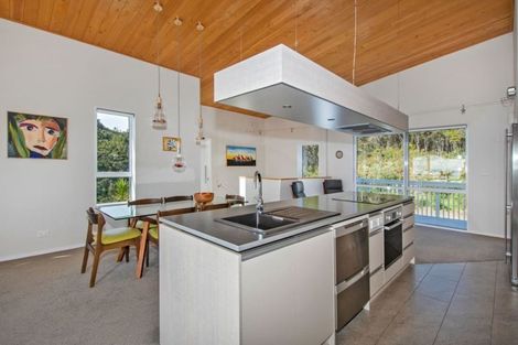Photo of property in 16 Rangikorero Place, Whangarei Heads, Whangarei, 0174