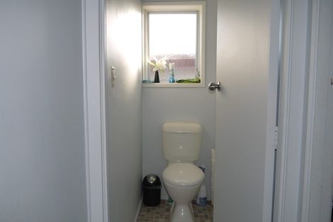 Photo of property in 1/11 Ballater Place, Highland Park, Auckland, 2010