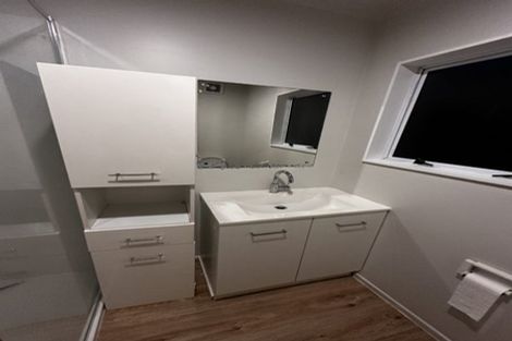 Photo of property in 69 Vintage Drive, Henderson, Auckland, 0612