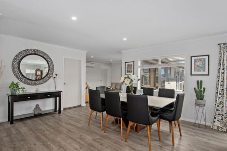 Photo of property in 14 Kamahi Crescent, Papamoa Beach, Papamoa, 3118