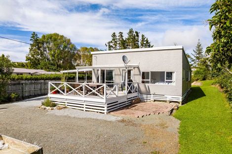 Photo of property in 1899 Paparoa Valley Road, Paparoa, 0571