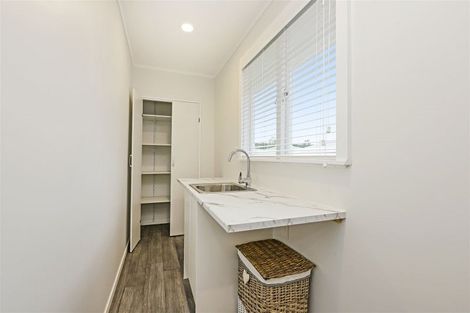 Photo of property in 9 Dover Road, Flaxmere, Hastings, 4120