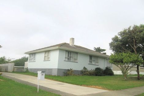 Photo of property in 13 Sasanof View, Ascot Park, Porirua, 5024