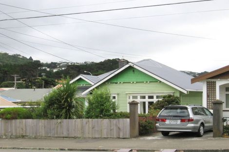 Photo of property in 22 Dee Street, Island Bay, Wellington, 6023