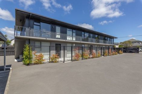 Photo of property in 1/22 Springfield Road, Saint Albans, Christchurch, 8014