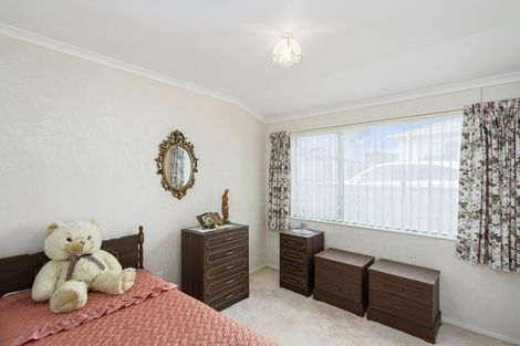 Photo of property in 2/219 Mangorei Road, Merrilands, New Plymouth, 4312