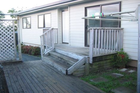 Photo of property in 3/100 Salamanca Road, Sunnynook, Auckland, 0620