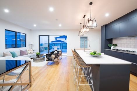 Photo of property in 58 Lime Hill Rise, Flat Bush, Auckland, 2019