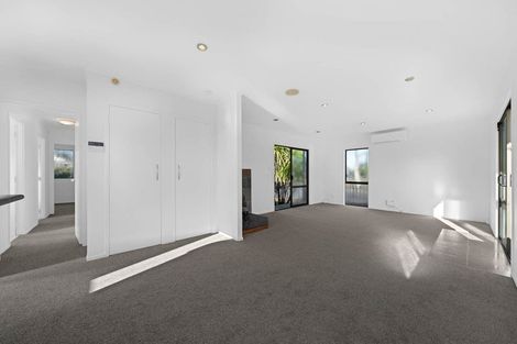 Photo of property in 6 Redcrest Avenue, Red Hill, Papakura, 2110