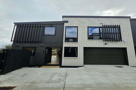 Photo of property in 18f Sunnyhill Crescent, Sunnyhills, Auckland, 2010
