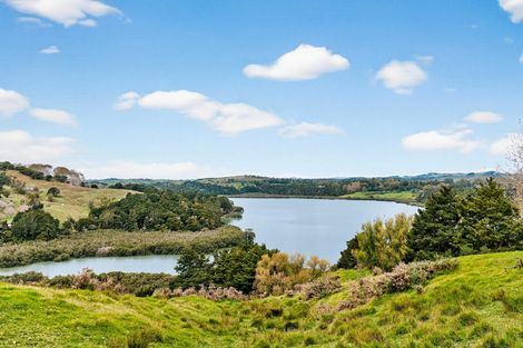 Photo of property in 102b James Road, Maungaturoto, 0587