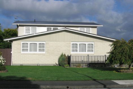 Photo of property in 2 Saint Columbans Grove, Boulcott, Lower Hutt, 5010