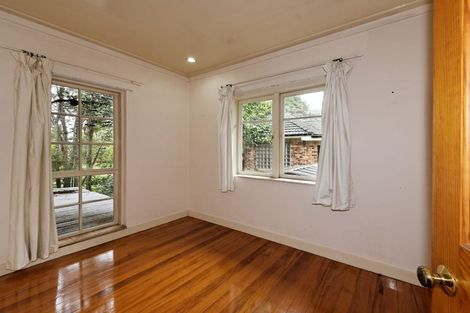 Photo of property in 236 Godley Road, Titirangi, Auckland, 0604