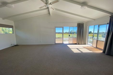 Photo of property in 682 Abel Tasman Drive, Clifton, Takaka, 7183