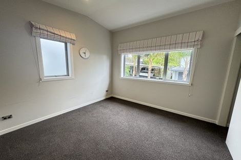 Photo of property in 2/6 Sandford Street, Campbells Bay, Auckland, 0630