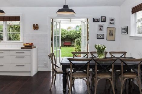 Photo of property in 56 Winton Street, St Albans, Christchurch, 8014