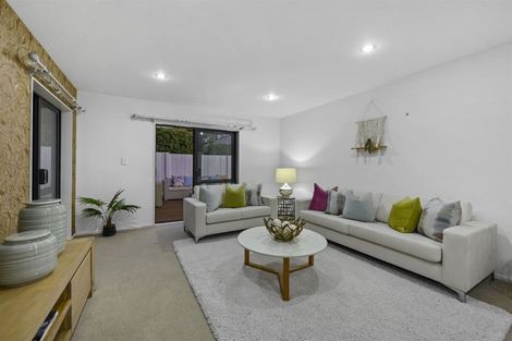 Photo of property in 209a Forrest Hill Road, Forrest Hill, Auckland, 0620