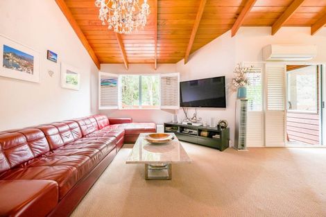 Photo of property in 41 Hythe Terrace, Mairangi Bay, Auckland, 0630