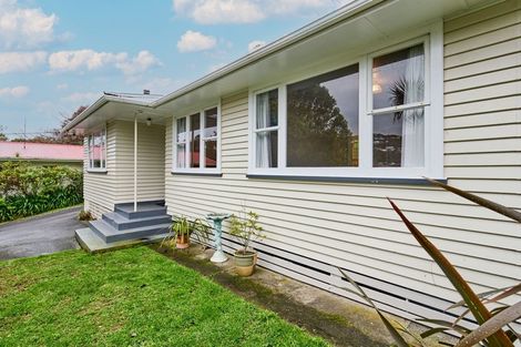 Photo of property in 381a Karori Road, Karori, Wellington, 6012
