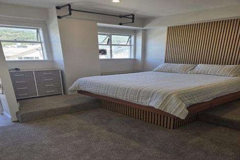 Photo of property in 2 Moncrieff Street, Mount Victoria, Wellington, 6011