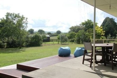 Photo of property in 77 Lewis Road, Karaka, Papakura, 2580