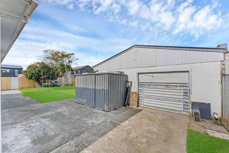Photo of property in 14 Bedlington Avenue, Manurewa, Auckland, 2102