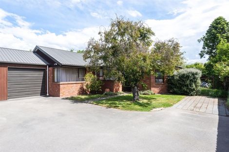 Photo of property in 2/61a Condell Avenue, Papanui, Christchurch, 8053