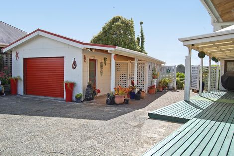 Photo of property in 1870 State Highway 1, Kaiwaka, 0573