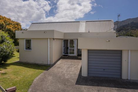Photo of property in 818 Rings Road, Coromandel, 3506