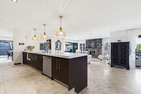 Photo of property in 14 Jenny Lane, Waiuku, 2123