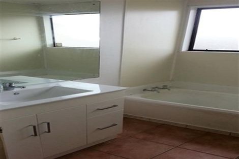 Photo of property in 3/22 Trimdon Street, Randwick Park, Auckland, 2105