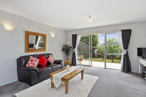 Photo of property in 2/23 Robins Road, Judea, Tauranga, 3110