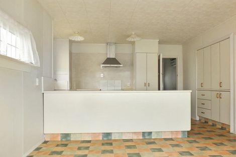 Photo of property in 23 Pratt Avenue, Foxton Beach, Foxton, 4815