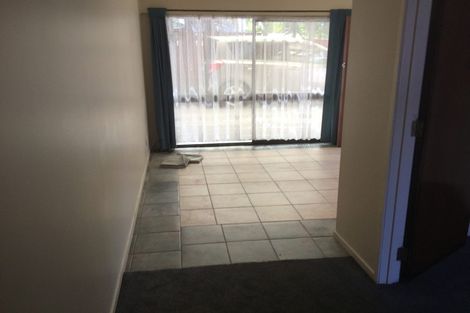 Photo of property in 27 Harris Road, Mount Wellington, Auckland, 1051