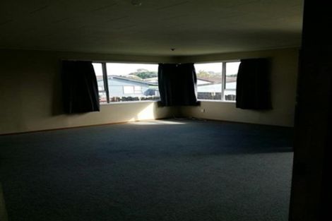 Photo of property in 1/37 John Walker Drive, Manurewa, Auckland, 2102