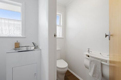 Photo of property in 210 Taita Drive, Avalon, Lower Hutt, 5011