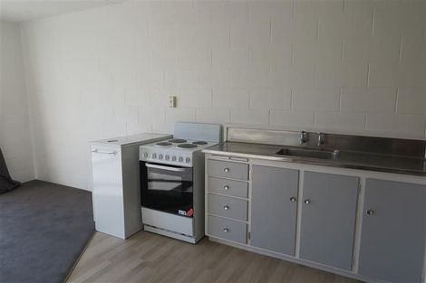 Photo of property in 40 West Coast Road, Glen Eden, Auckland, 0602