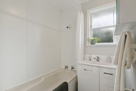 Photo of property in 7c Camperdown Road, Miramar, Wellington, 6022