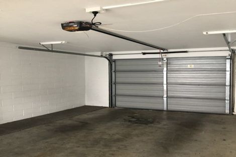 Photo of property in 1/43 Ladies Mile, Remuera, Auckland, 1050